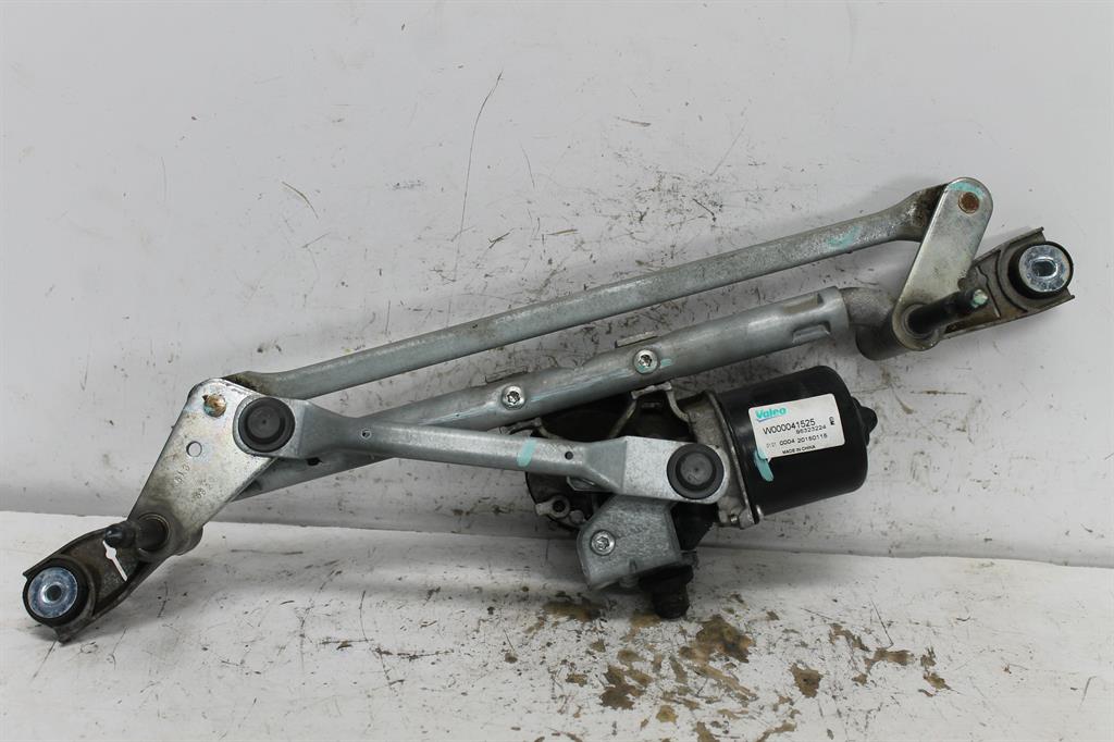 Used Holden, Trax Wiper Motor Front Tj Series 08/13 12/20 2015 – image 1 - All Good Parts