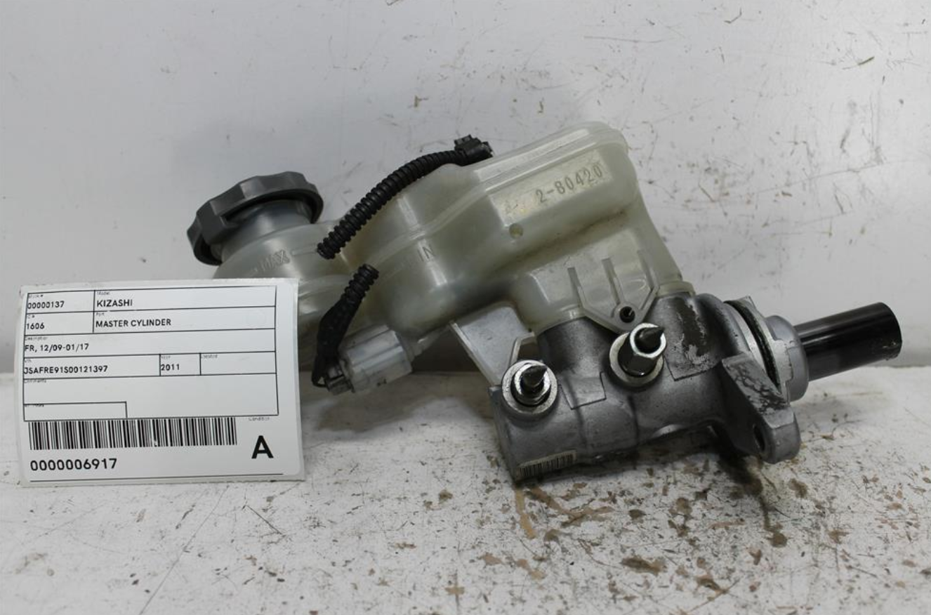 Suzuki, Kizashi Master Cylinder Fr 12/09 01/17