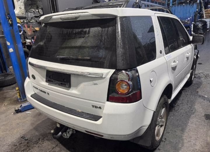 Used Land Rover, Freelander  Engine , Diesel, 2.2, 224Dt  – main images - All Good Parts