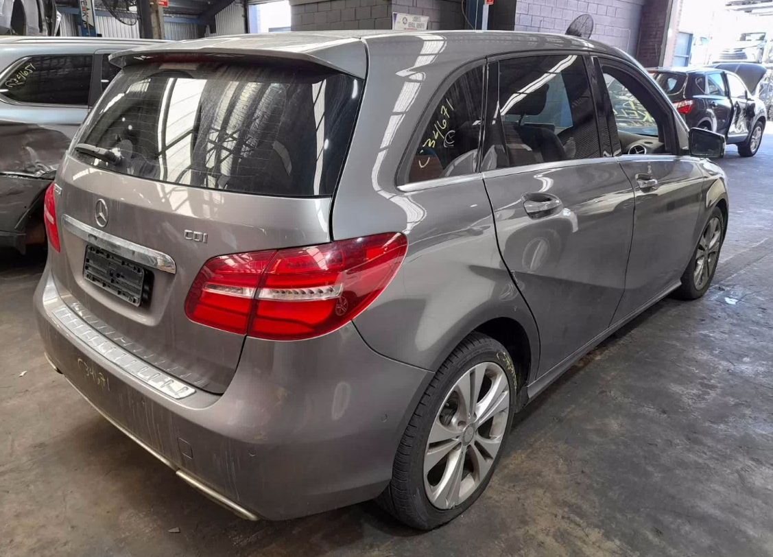 Used Mercedes, B Class Engine , Diesel, 2.1, Turbo, W246, B200Cdi, 651.930 Code, 02/15-02/19  – main images - All Good Parts