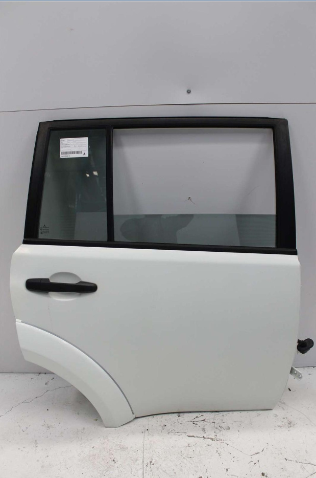 Mitsubishi, Challenger Right Rear Door Kh/Pb Pc Non Mould Type 12/09 12/15