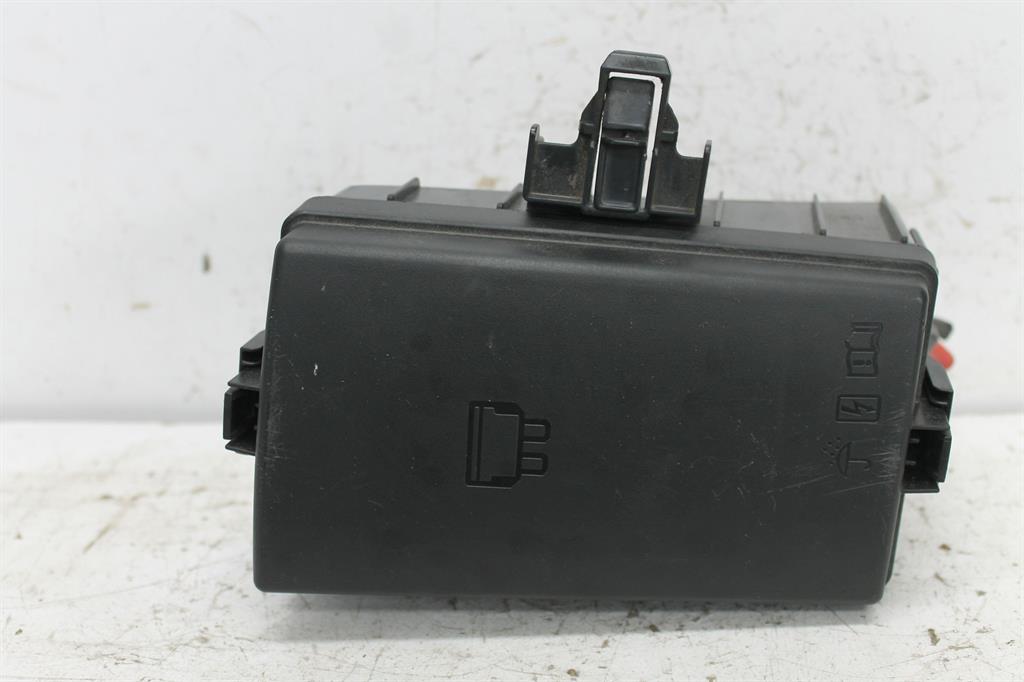 Volkswagen, Golf Fuse Box Petrol Gen 7 12/12 08/20