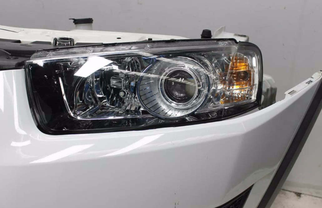 Holden, Captiva Left Headlamp Cg Captiva 7 (4Th Vin = C) Black Surround 01/11 09/15