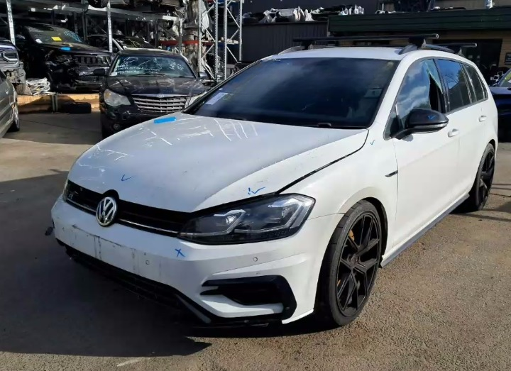 Used Volkswagen, Golf Right Headlamp , Gen 7, R/R Wolfsburg/R Grid Edition, Led Type, 03/17-08/20  – main images - All Good Parts