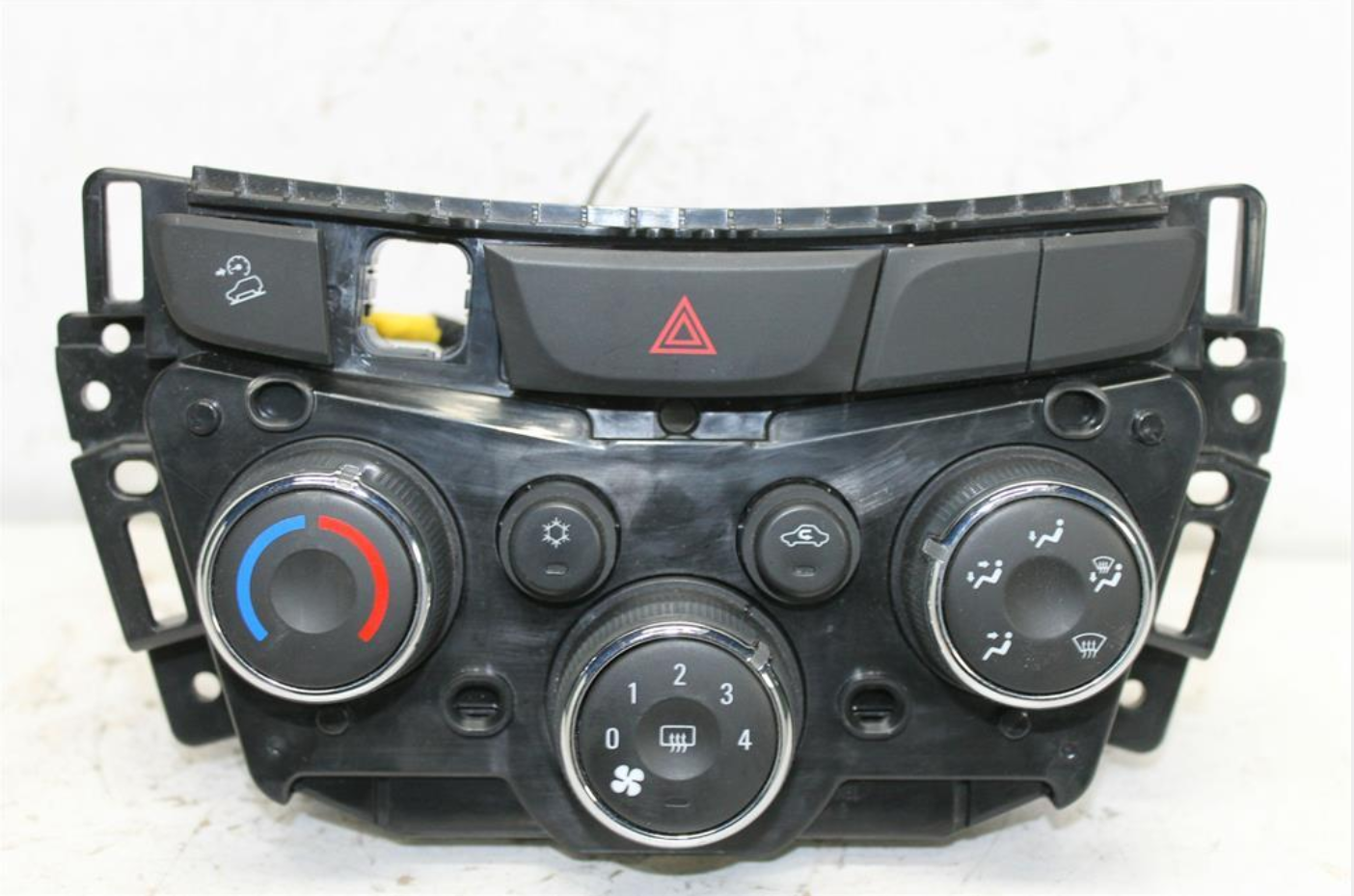 Holden, Trax Heater/Ac Controls Tj Series Standard Type Non Seat Warmer 08/13 12/20