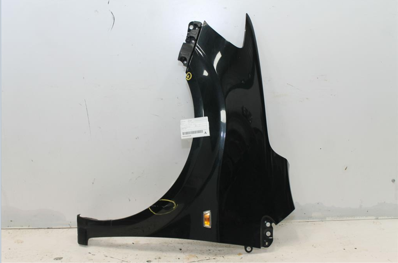 Holden, Barina Left Guard Tm Non Skirt Type 09/11 12/18