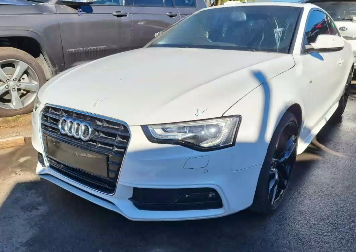Used Audi, A5 Right Headlamp , 8T, A5/S5, Bi-Xenon, W/ Adaptive Type, 02/12-11/16  – main images - All Good Parts