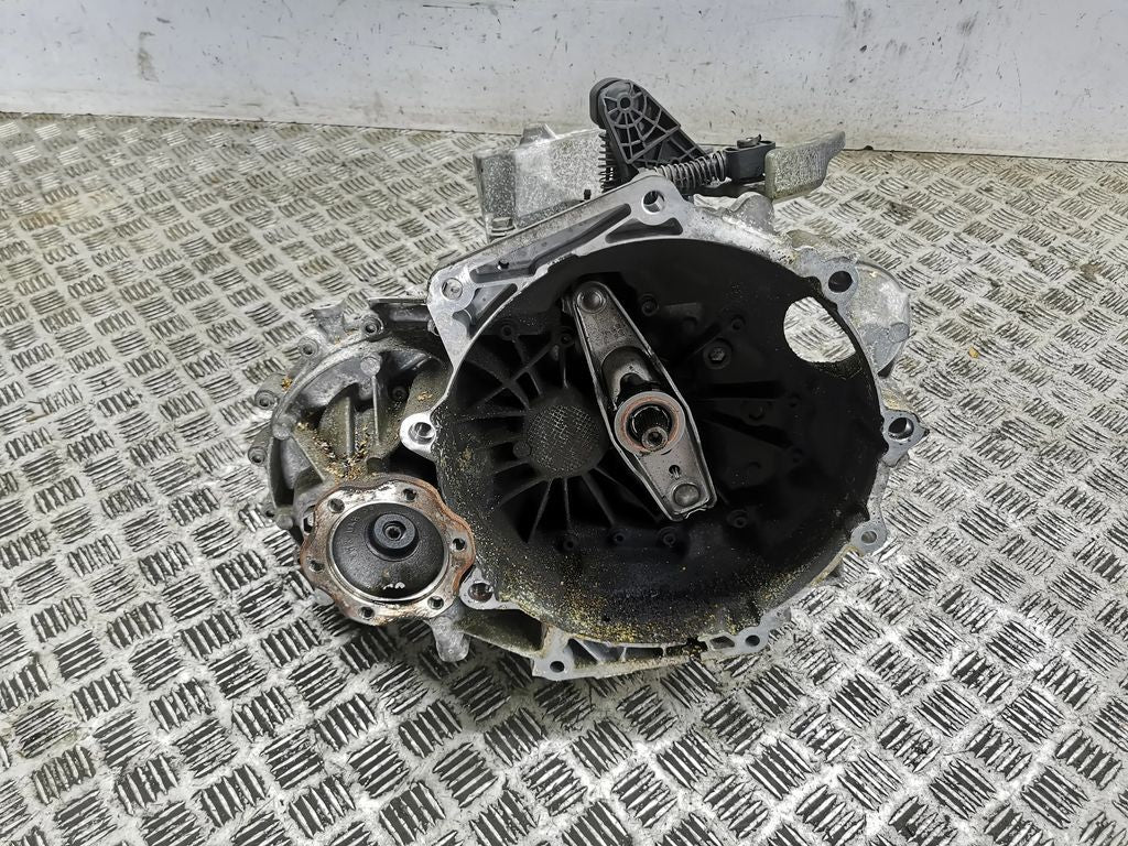 Audi, Q2 Transmission Auto, Fwd, Petrol, 1.5, Turbo, Ga, Urk Code, 02/21-(2021-2024)